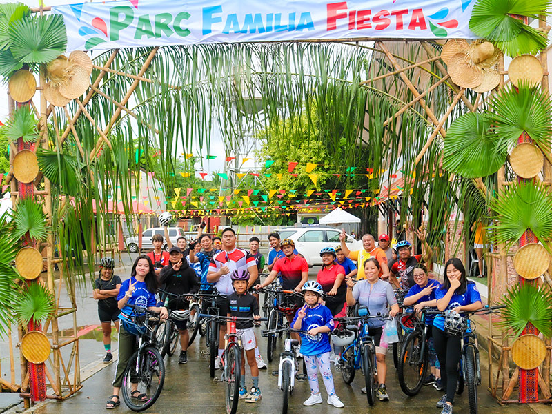 Participants of the annual Familia Fiesta event in Parc Regency Residences in Pavia, Iloilo a project of Profriends.