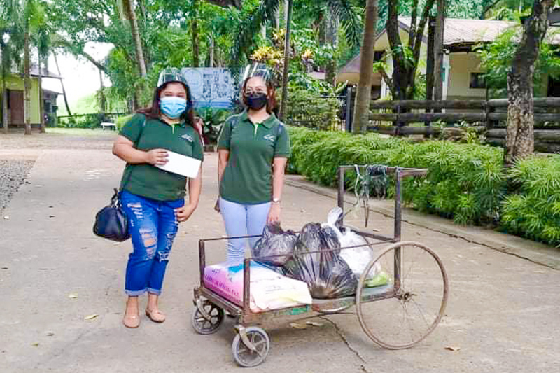 These blessings personally delivered by PRO-FRIENDS to the lolos and lolas of Anawim Lay Missions Foundation, Inc., a facility that welcomes the poor and abandoned elderly.